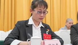 担妇女代表发声 展世界杯网址大全巾帼风貌